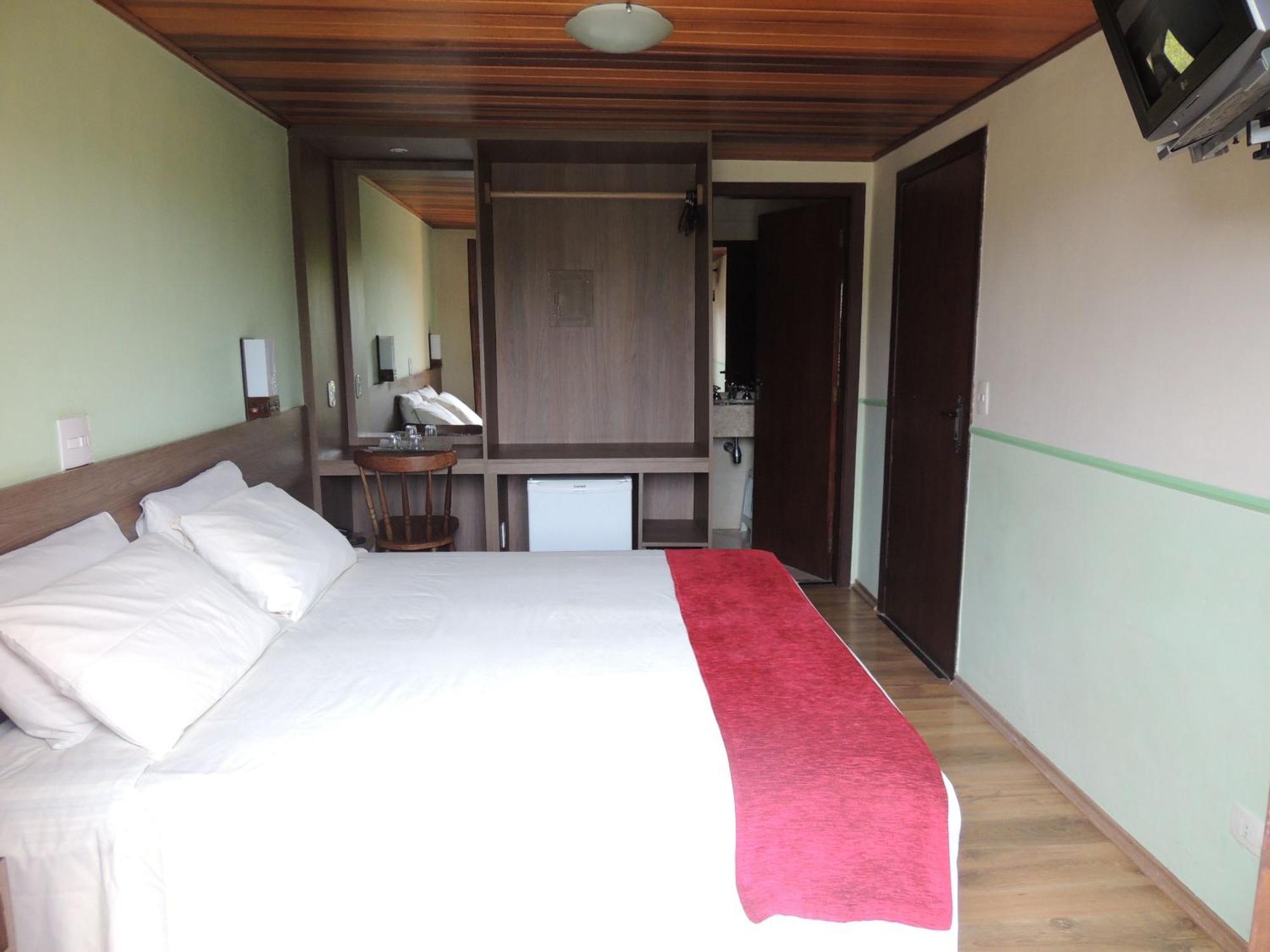 Hotel Monte Carlo Campos do Jordão Zimmer foto