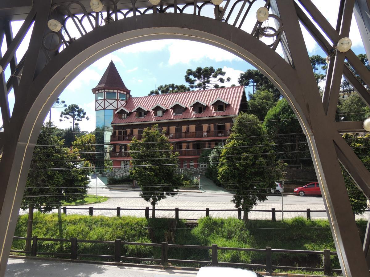 Hotel Monte Carlo Campos do Jordão Exterior foto
